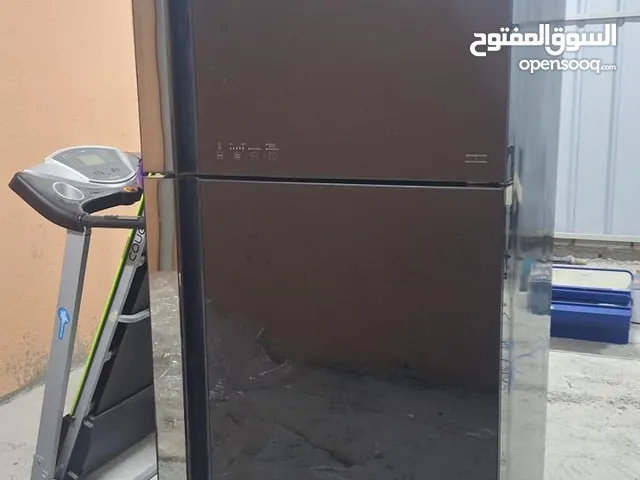 البيع ثلاجه هيتاشي شبه جديد