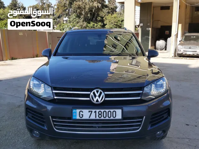 2012 فولكسفاغن طوارق Standard