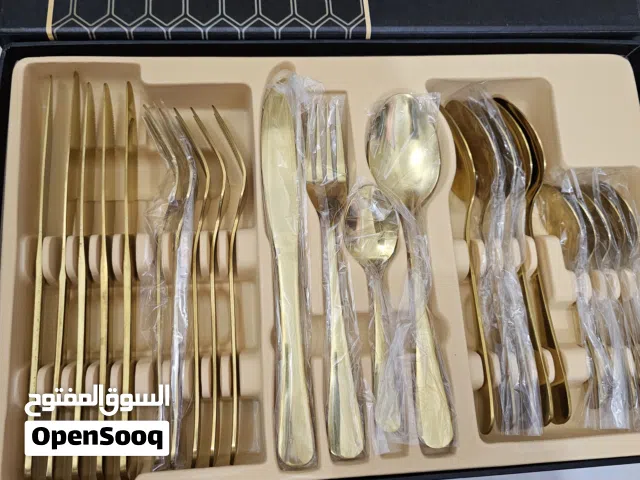 طقم ملاعق ذهبي نوع برودكت جديد للبيع لعدم الحاجه له جايني كهدية 24 قطعه كل بوكس السعر للطقم 5 ريال