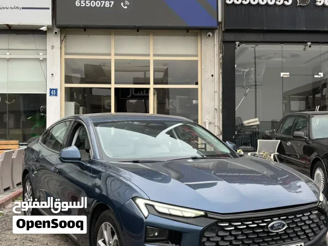Sedan Ford in Farwaniya