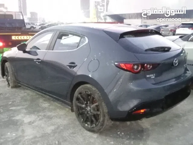 Mazda 3 carbon edition