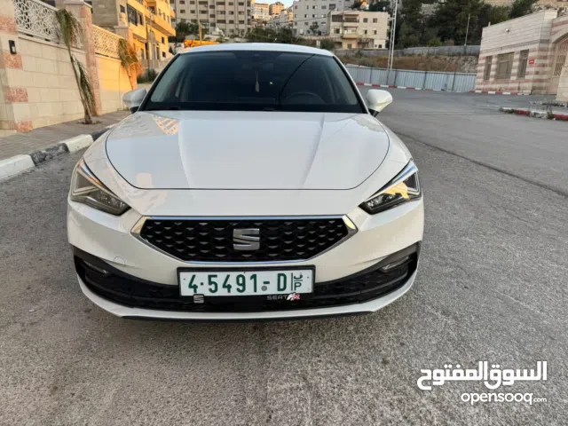 سيات ليون  اكسلنص