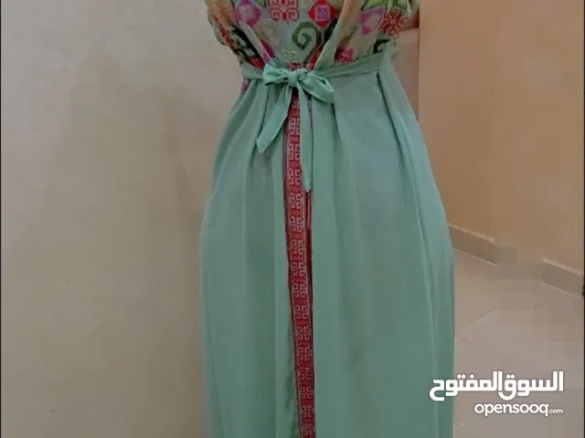 ثوب نسائي فخم