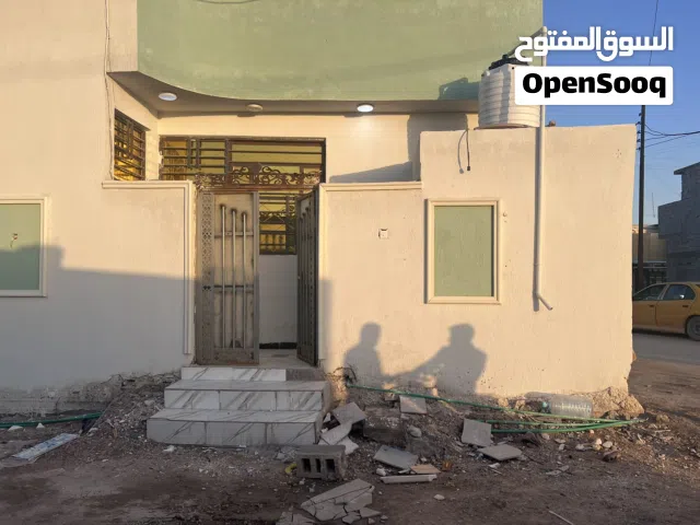 200 m2 Studio Townhouse for Sale in Basra Al-Jazzera