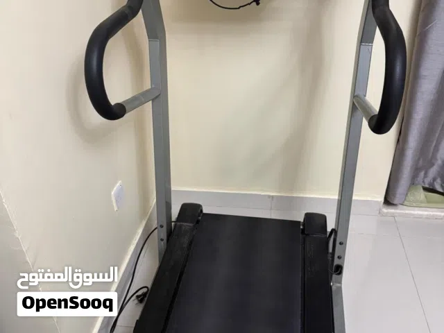 Treadmill  in Excellent condition and few used in Abu Dhabi for urgent sale because moving to new