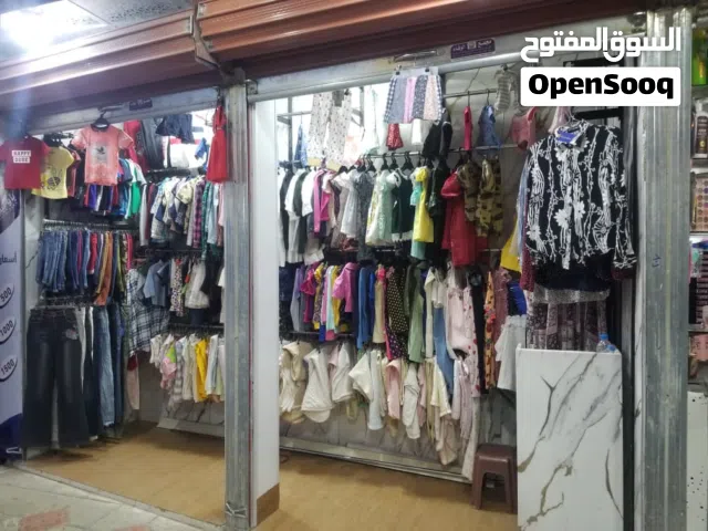 فرصة محل (قلب الزهراوي) للبيع بــ  900$   مع الديكور   قابل للتفاوض