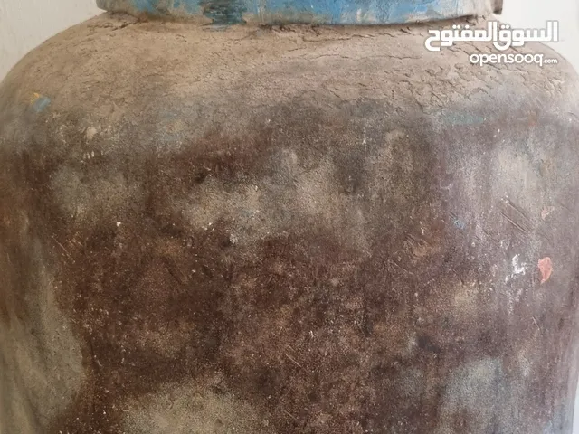 بمبة غاز كبيره اصلية للبيع بسعر 560 المكان بنغازي