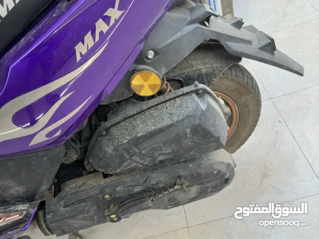 دراجه ماكس للبيع ضرر الكفر الامامي مع اضرار بسيطه بالكفر باقي تفاصيل بالصور