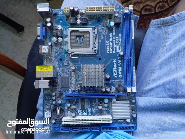 بورد من نوع ASRock بحاله ممتازه