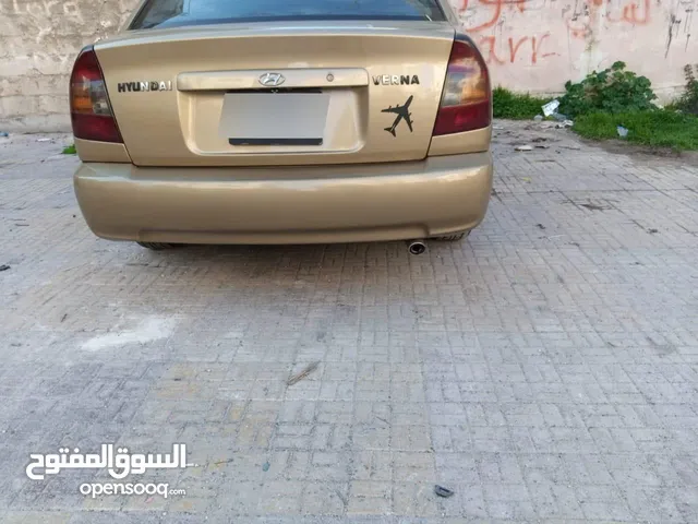هيونداي فيرنا موديل 1999