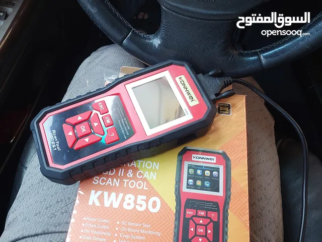 للبيع جهاز فحص السيارة السعر 12 دينار التوصل