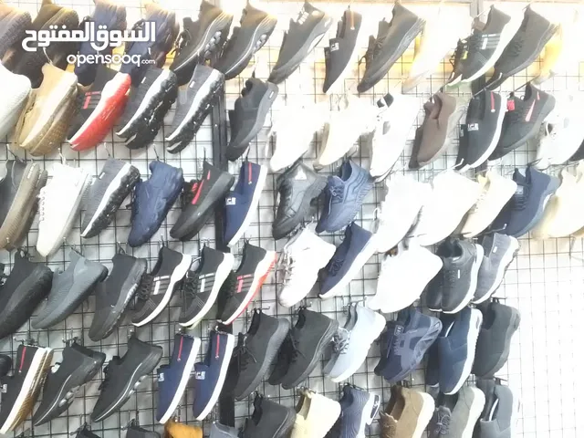 مطلوب أحذية كل الماركات وجميع الاصناف