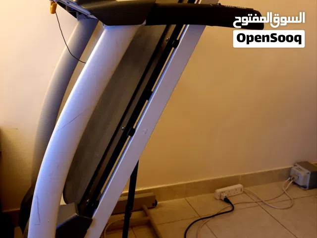 Treadmill for Quick Sale سير كهربائي (تريدميل) بيع سريع