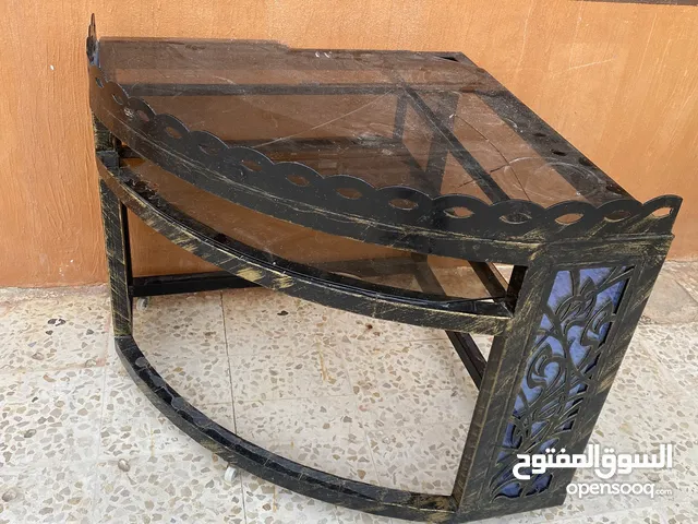 طاولة شاشه زاويه القزاز مشعور