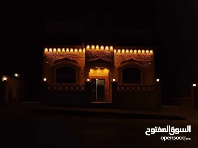 سطح ضمن منزل مستقل مميز للبيع