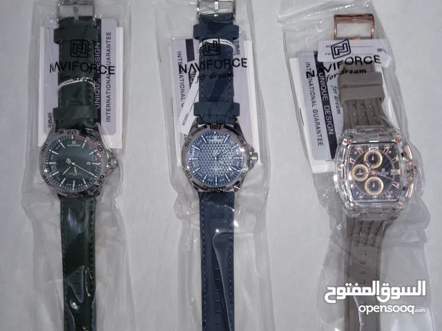 montre homme NAVIFORCE water resistant