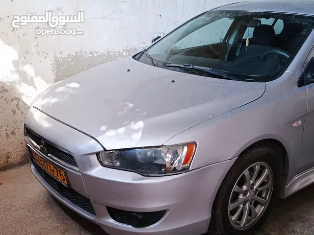 متسوبيشي لانسر موديل 2011
