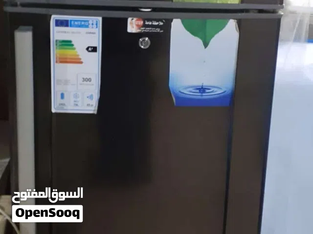 ثلاجه جديده للبيع