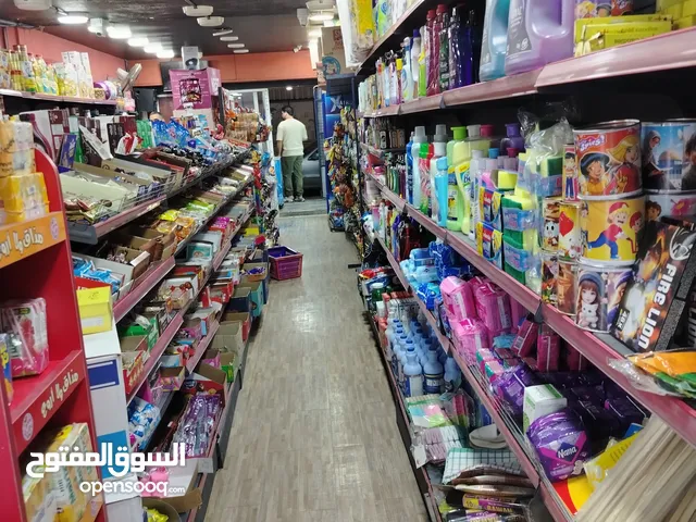 سوبر ماركت للبيع الجبيهه حي الريان مع البضاعة