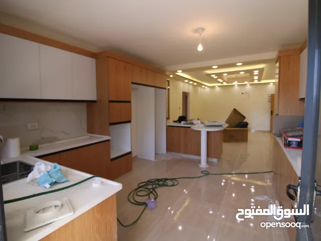 230m2 4 Bedrooms Apartments for Sale in Ramallah and Al-Bireh Beitunia