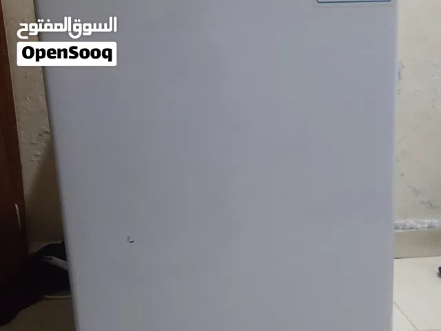ثلاجه سامكس شبه جديد استعمال اسبوعين