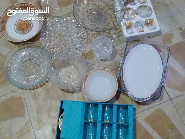 صحون وكاسات فرفوري اصلي وكرستال متنوع لعدة استخدامات واحجام مختلفه نقشات جميله