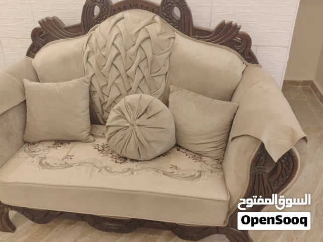 طقم كنب بسعر مغري جدا