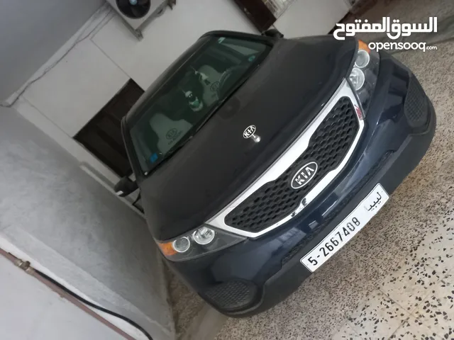 Used Kia Sorento in Tripoli