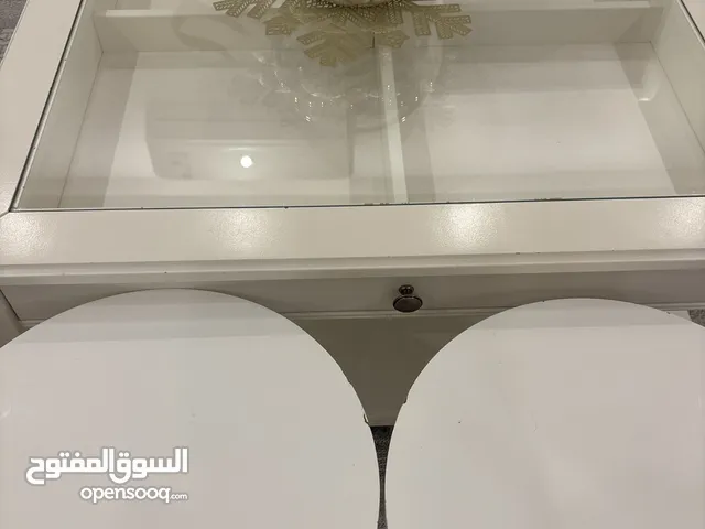 طاوله ايكيا