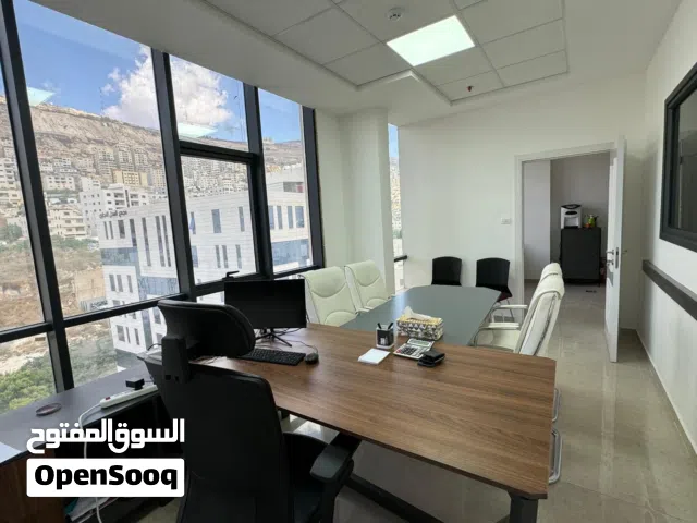 مكتب مفروش للإيجار