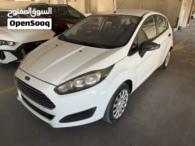 2013 ford fiesta RTA passed very economic good condition