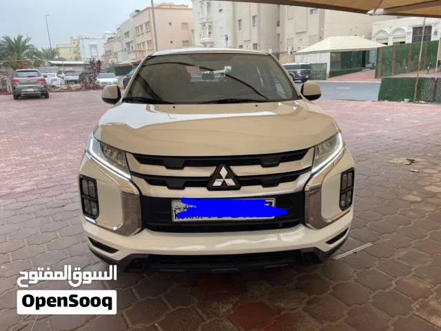2022 ميتسوبيشي ASX Standard