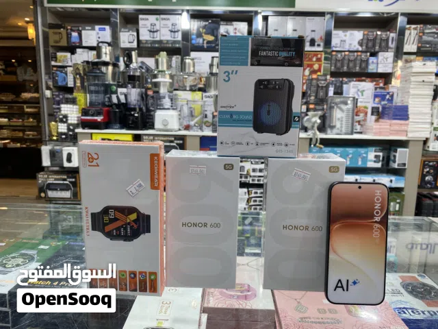 هاتف HONOR 600، وهو هاتف ذكي جديد لعام 2026 يدعم تقنية الجيل الخامس 5G.