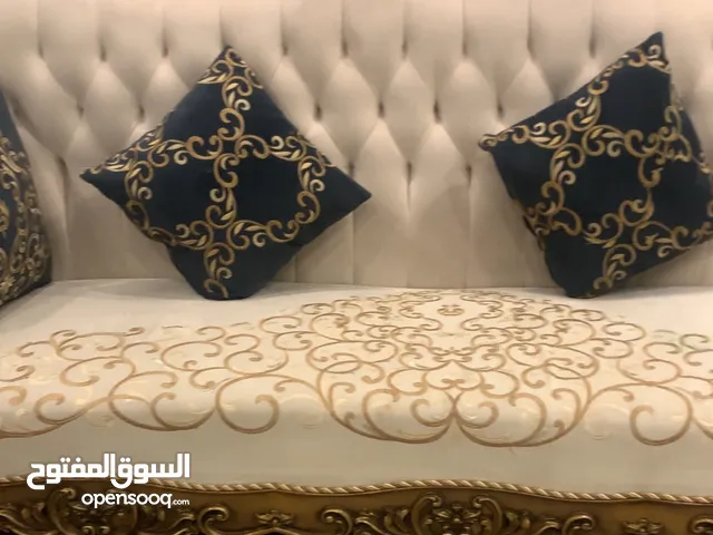 سـعـر لا يتـفوّت ، جلسة بحالة ممتازة بسعر مغرٍ نوع مصري ل 11 شخص