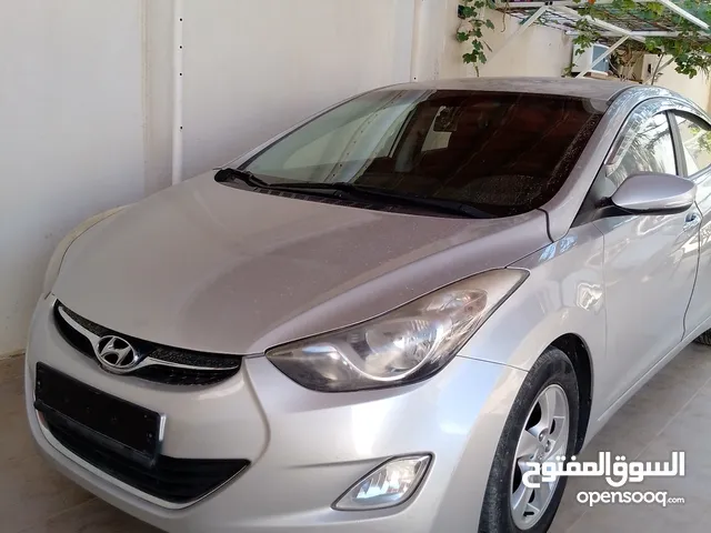 Hyundai Elantra GL in Tripoli