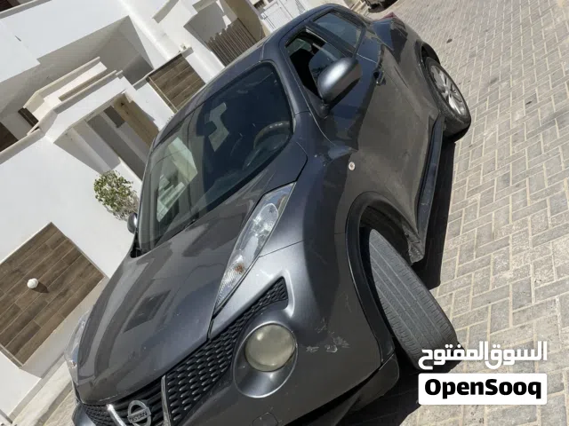2012 نيسان جوك SL
