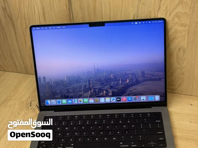 MacBook Pro . M1 Pro-Chip. 16 RAM. 1Terabytes SSD. 14-inch