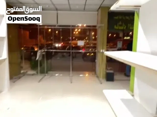 محلات تجاريه للإيجار بالفحيحيل تصلح لكافة الانشطه التجاريه