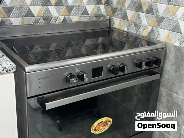 للبيع طباخ ماركة دايو Daewoo نظيف جدا .. المكان امارة عجمان