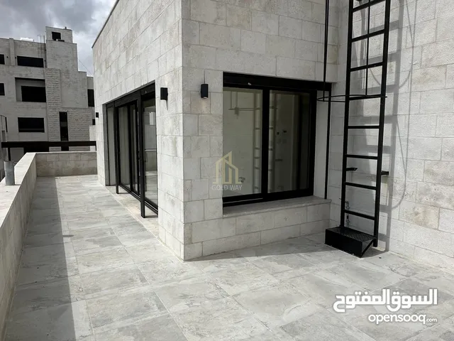 525 m2 5 Bedrooms Villa for Sale in Amman Dabouq