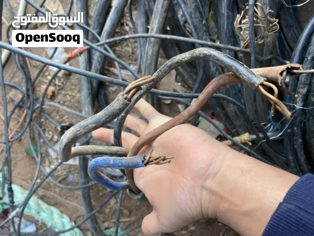 تلاث كوابل نحاس إيطالي القديم 16+4 26 متر و الثاني 23 والثالث 10 متر