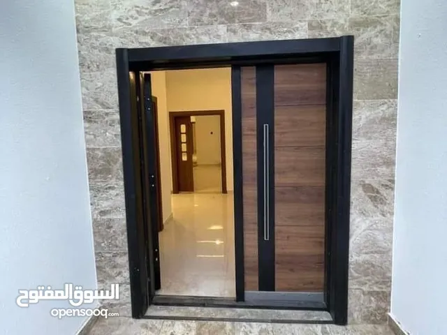 320 m2 5 Bedrooms Villa for Sale in Benghazi Al Hawary