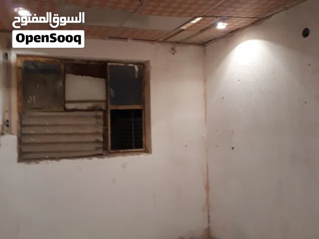 50 m2 4 Bedrooms Apartments for Rent in Basra Al Muwafaqiya