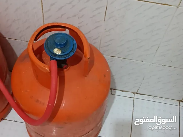 gas stove with gas cylinder & regulator pipe