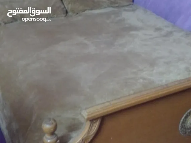 تخت زان مع فرشه زمبركيه