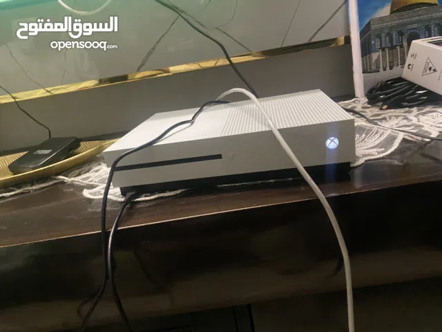 اكسبوكس ون إس للبيع ون تيرا طبعا عليه فيفا 26