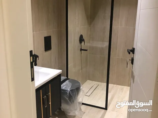 140 m2 3 Bedrooms Apartments for Rent in Al Riyadh Ar Raid