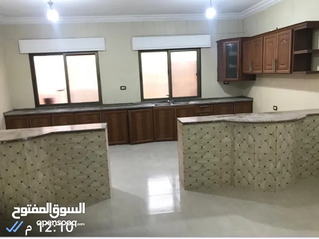 شقه للايجار لعرسان او مع طفل واحد