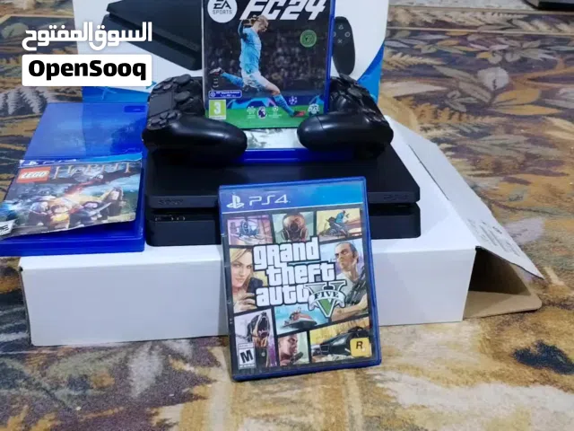 هذا البلي ستيشن 4 سلم معروض للبيع معَ قرصين هديه الفيفا والجي تي اي