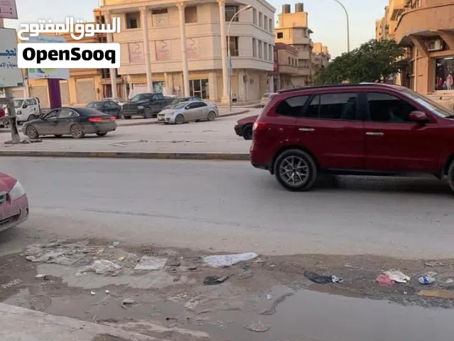 شارع الخليج  الرئيسي – موقع استراتيجي قريب من جميع الخدمات